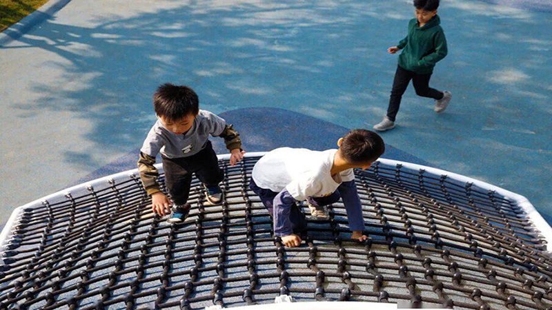 海洋魚躍主題公園