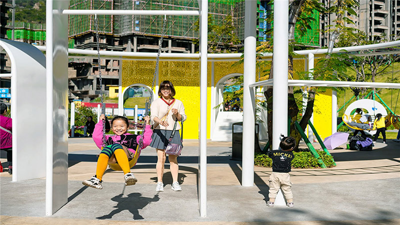 山地水果造型兒童公園秋千